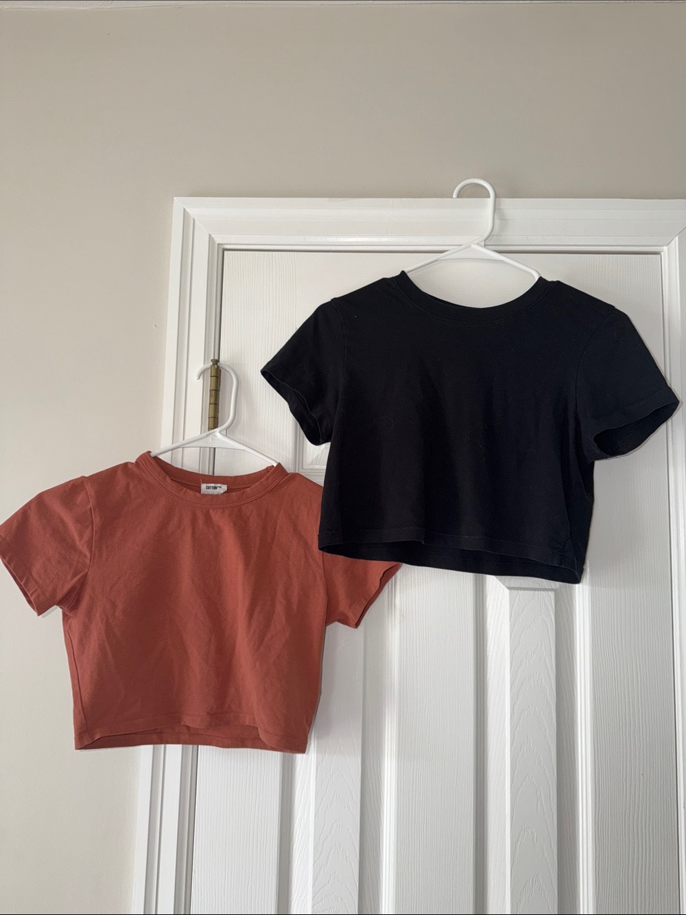 Cropped T-Shirt Duo - Black & Terracotta